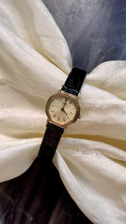 Super Rare Seiko vintage watch 1983 - Gold Plated