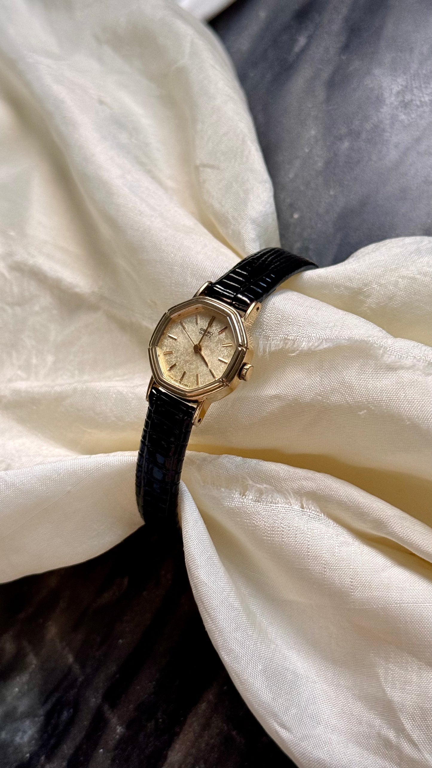 Super Rare Seiko vintage watch 1983 - Gold Plated
