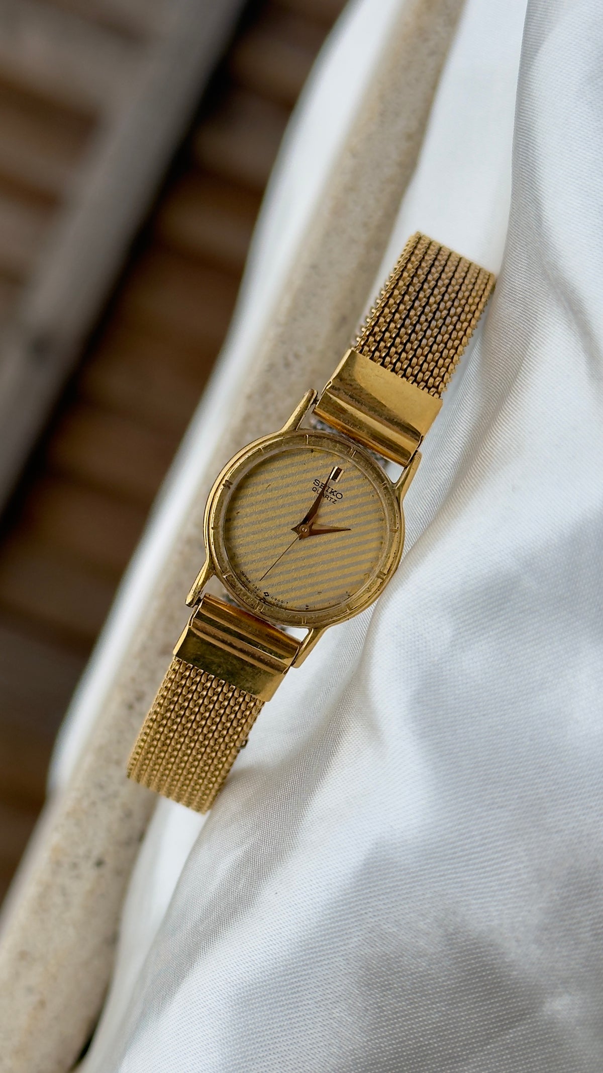 Seiko Vintage Watch 1985 - stretch band