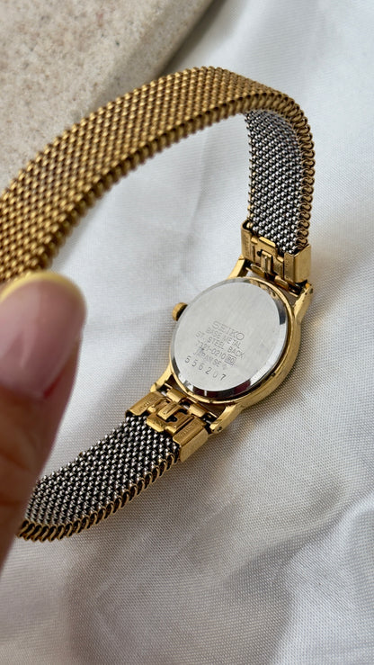 Seiko Vintage Watch 1985 - stretch band
