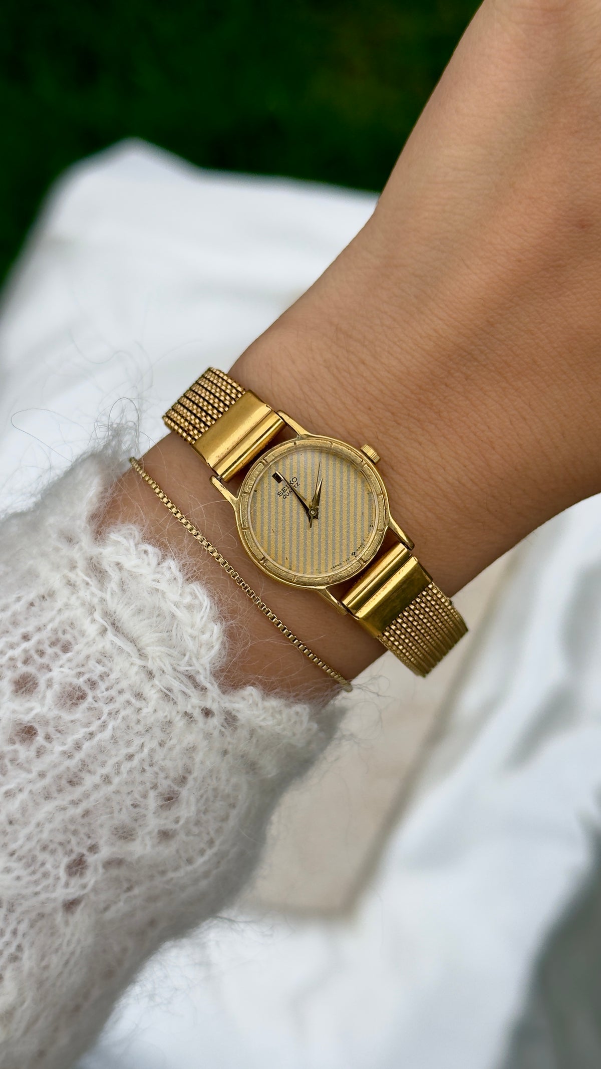 Seiko Vintage Watch 1985 - stretch band