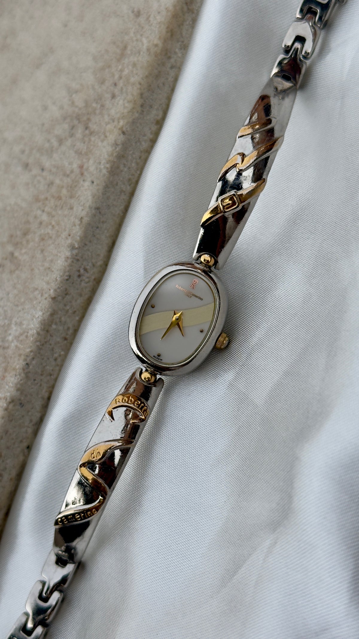 Roberta di Camerino Italy Vintage Watch 1996