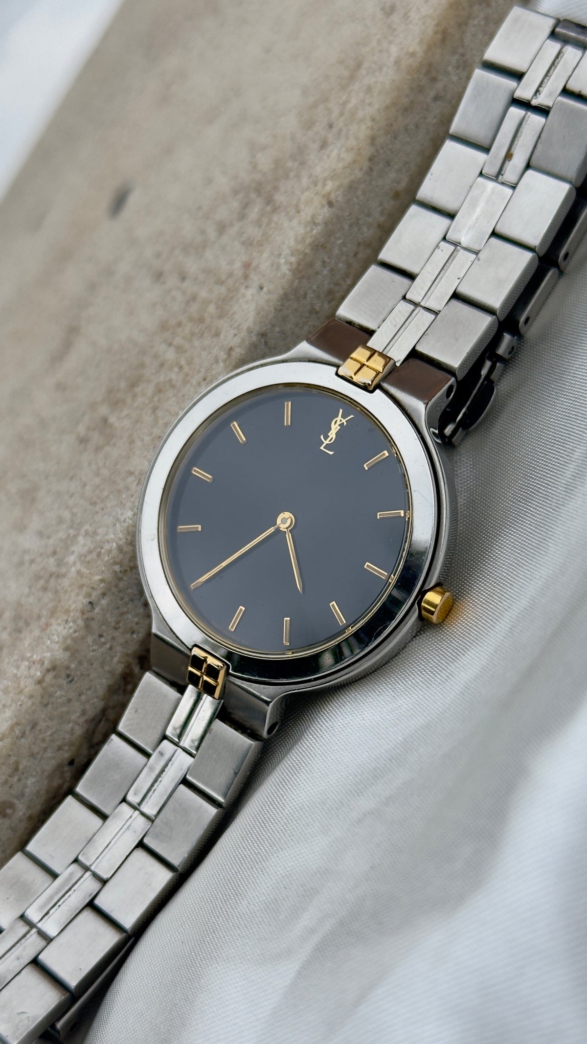 Classic Yves Saint Laurent vintage watch (YSL) 1999
