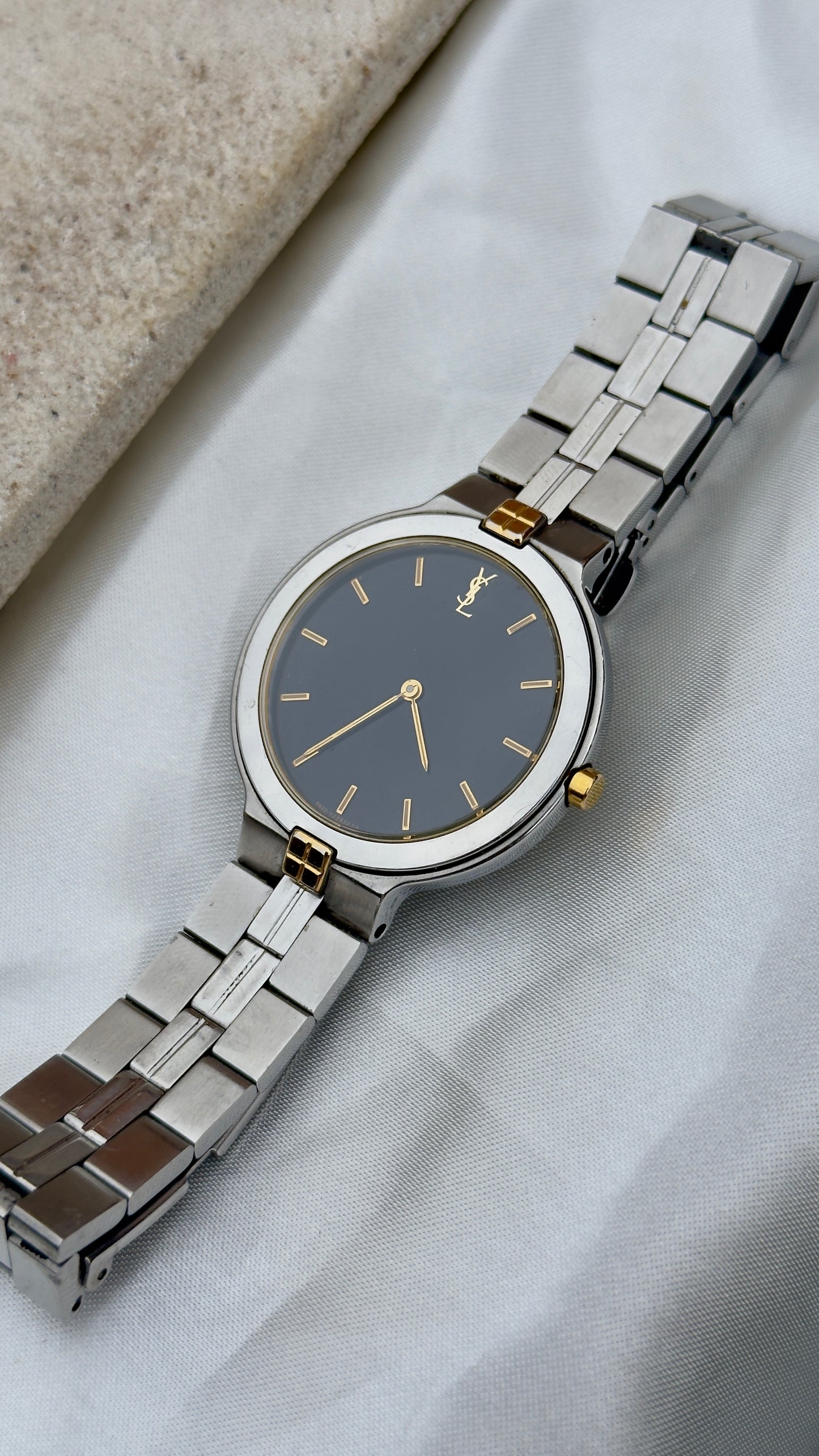 Classic Yves Saint Laurent vintage watch (YSL) 1999