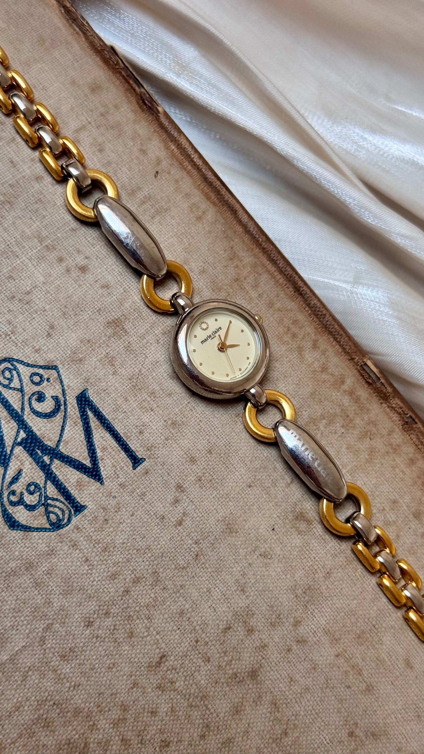 Marie Claire Paris vintage watch - Near Mint