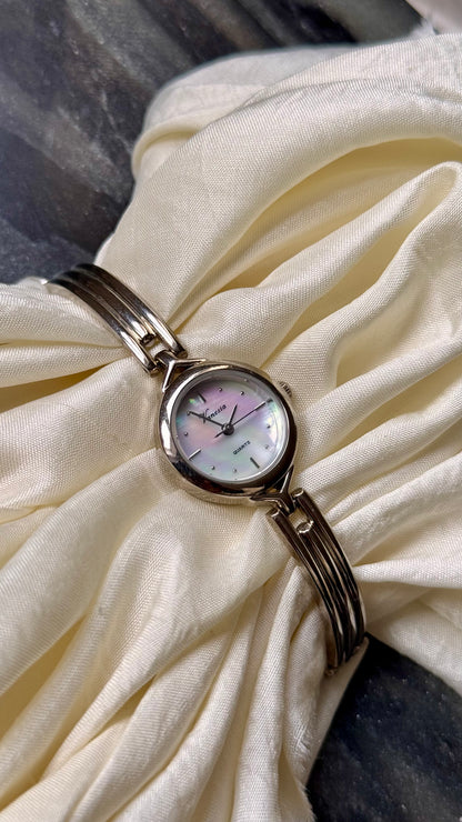 Vanesia Vintage Watch 1990s - Mother of Pearl Dial