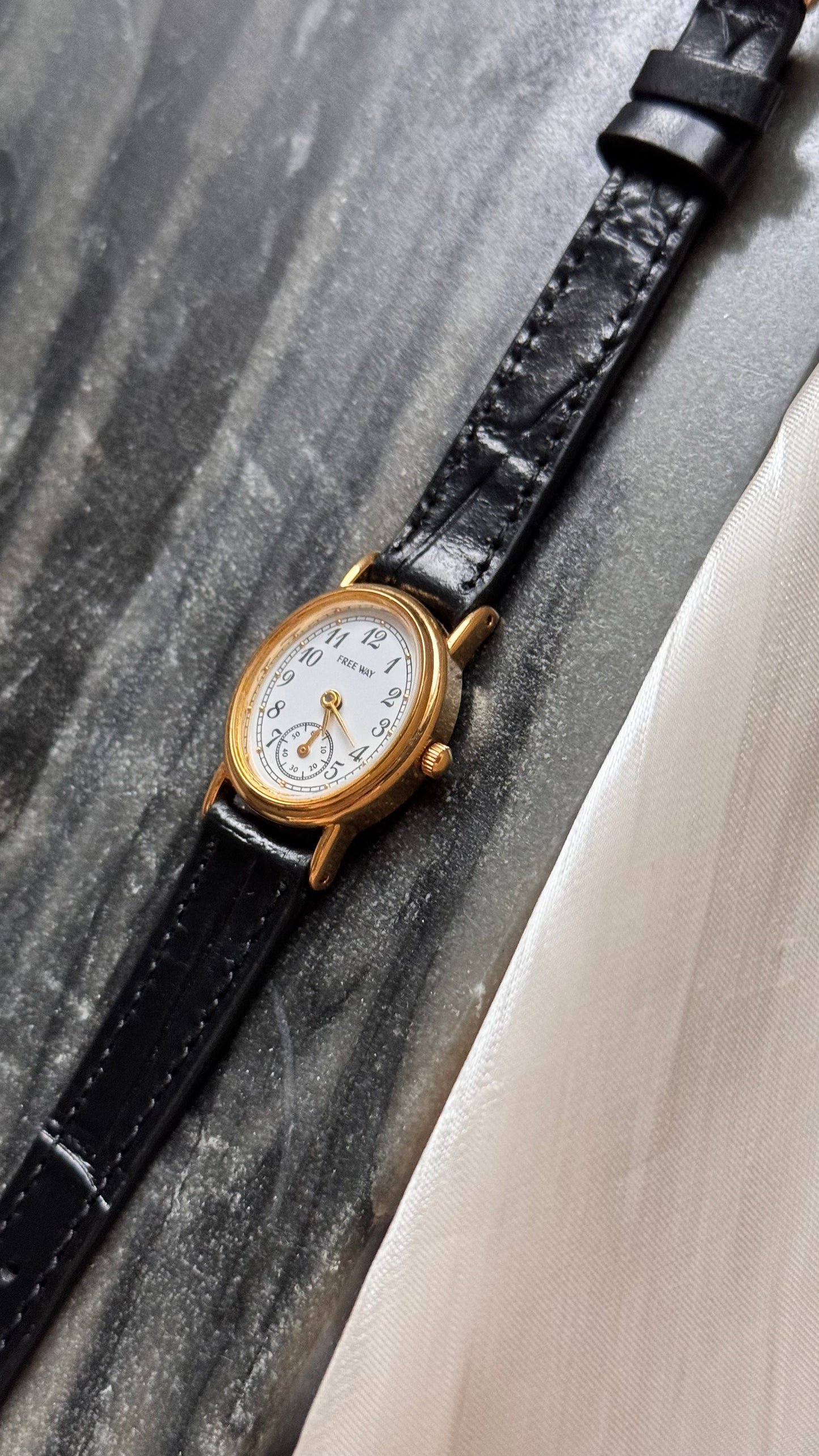 Free Way Citizen Vintage Watch 1990s