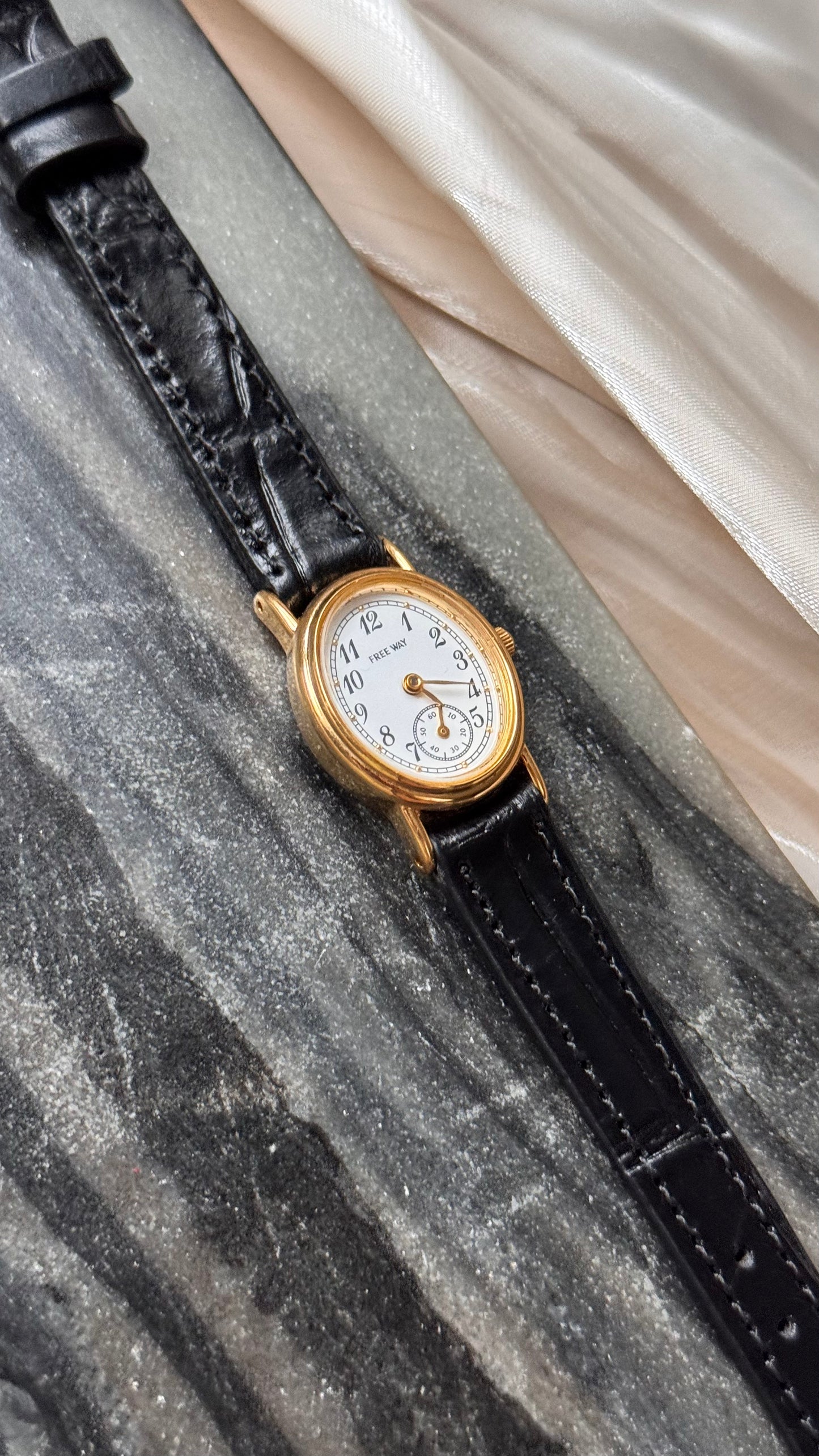 Free Way Citizen Vintage Watch 1990s