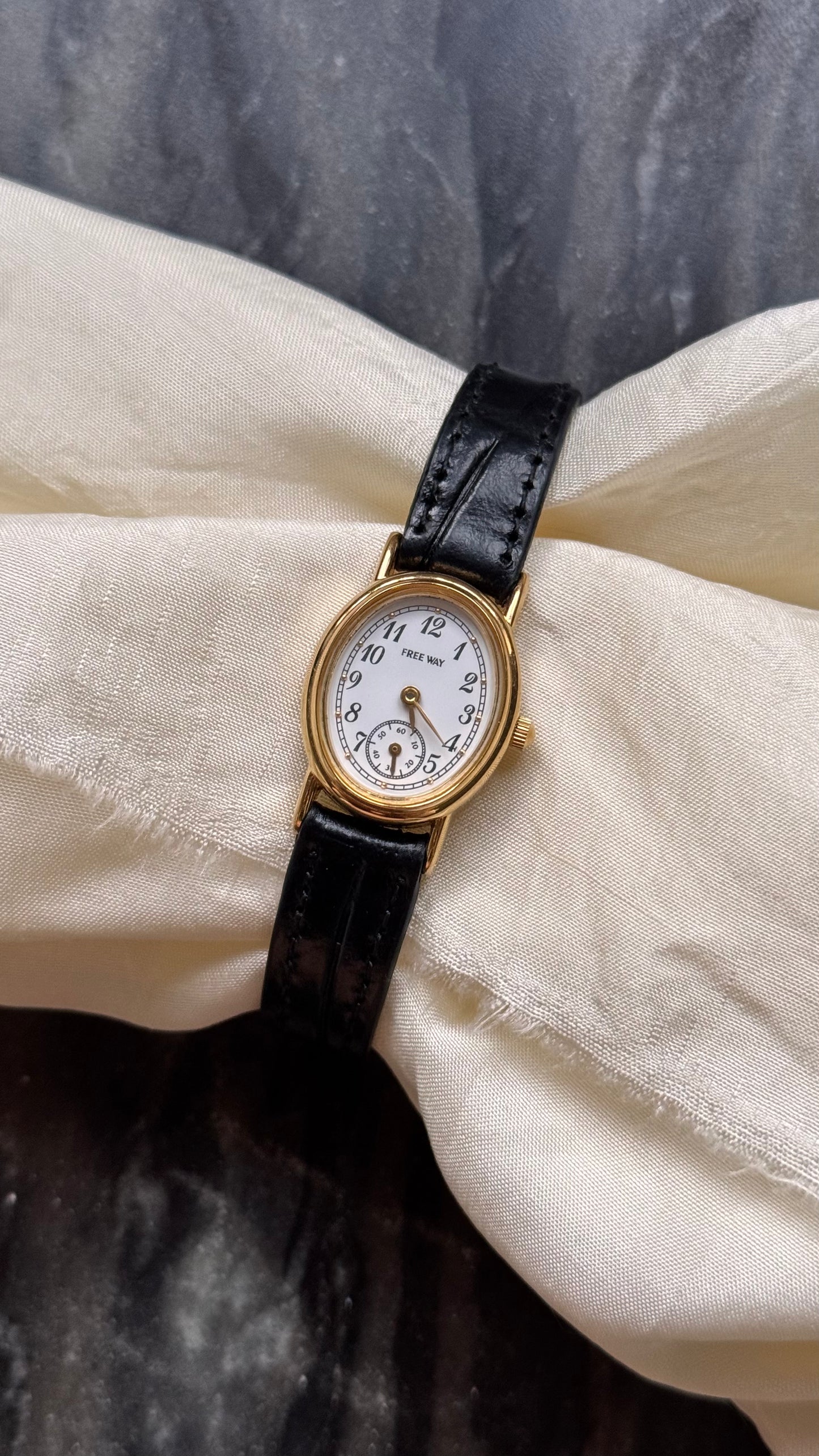 Free Way Citizen Vintage Watch 1990s