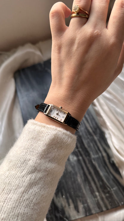 United Arrows vintage watch 1990s