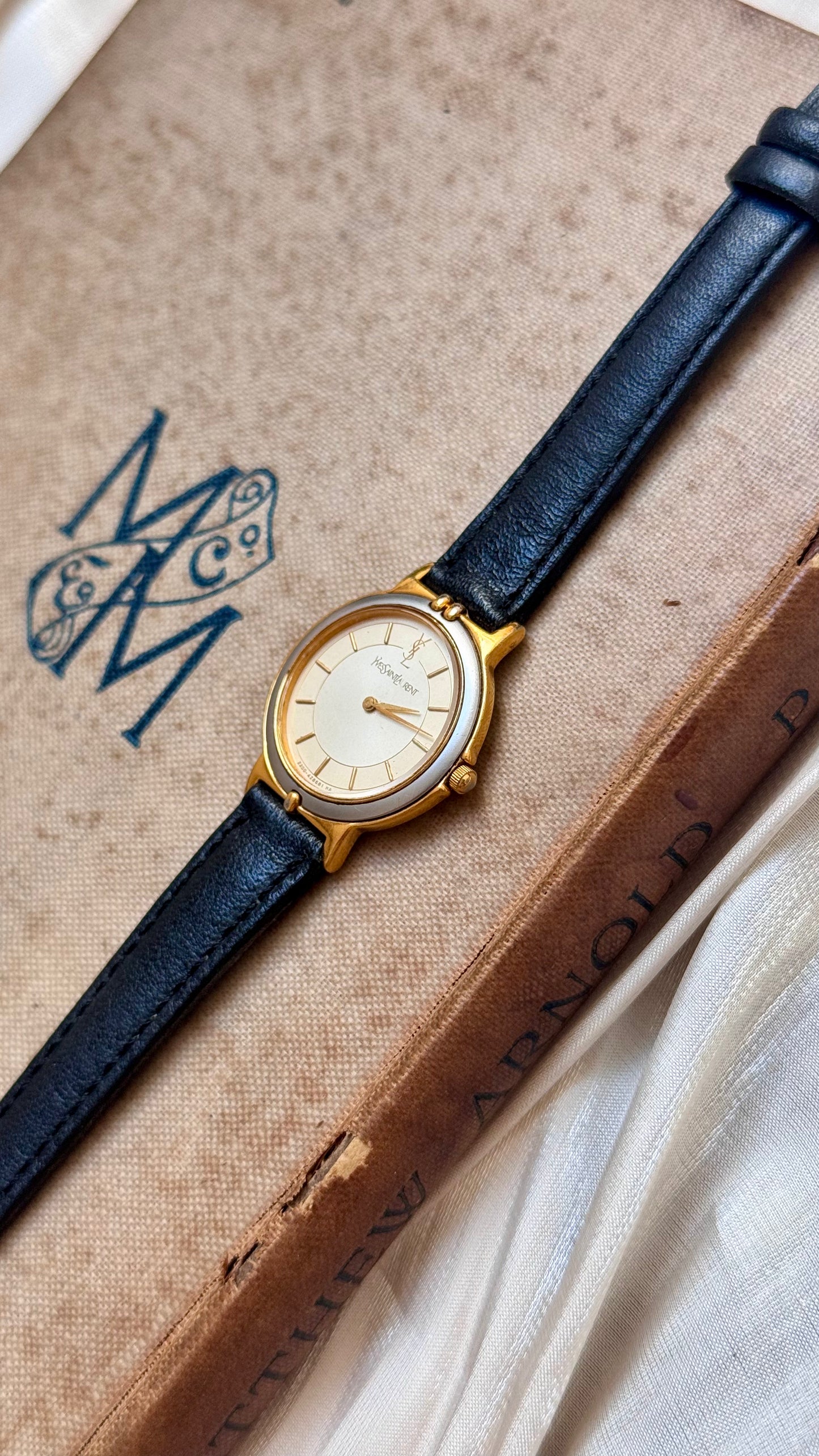Yves Saint Laurent vintage watch (YSL) 1990s