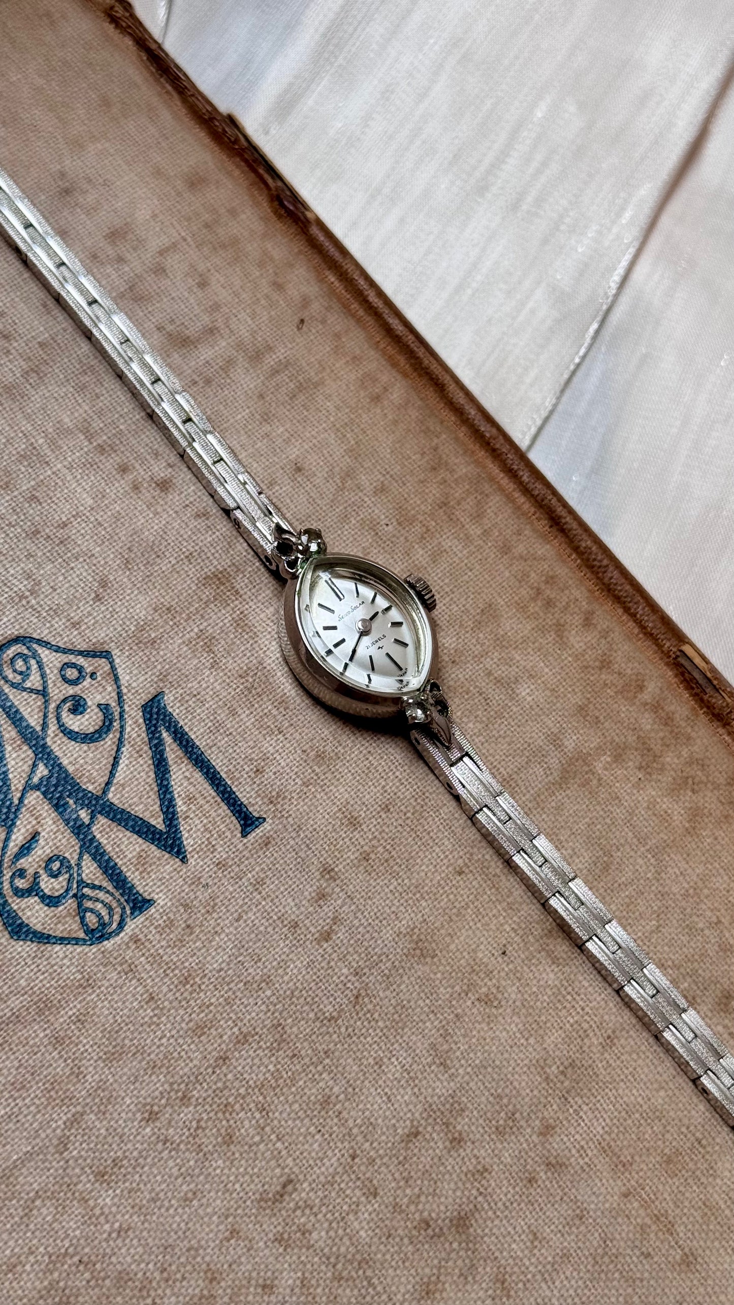 Super Rare 1960s Seiko Solar vintage watch - white gold plated