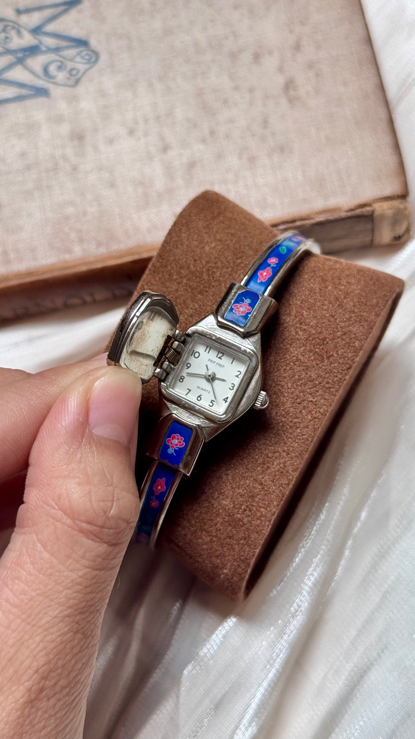 Prip Prep Peekaboo vintage watch