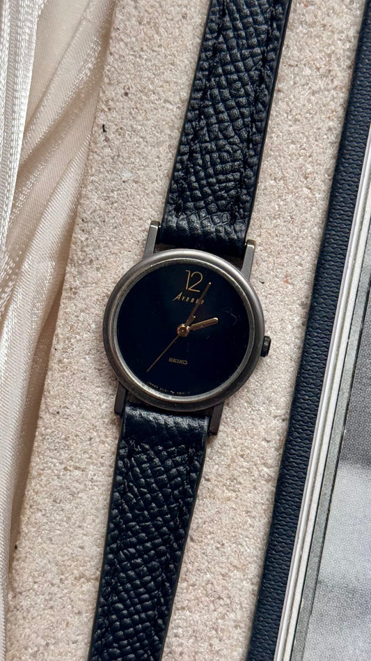 Seiko Avenue vintage watch 1995
