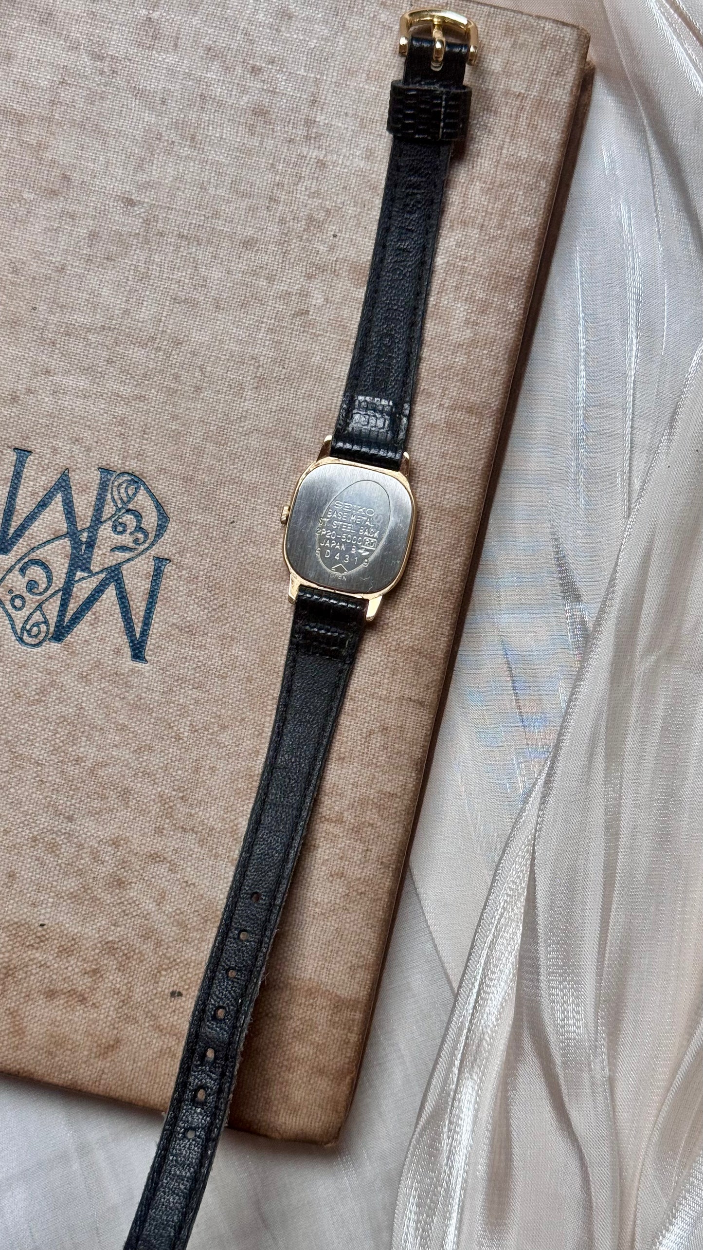 Seiko Vintage Watch 1986 - Gold Plated, Grey Dial