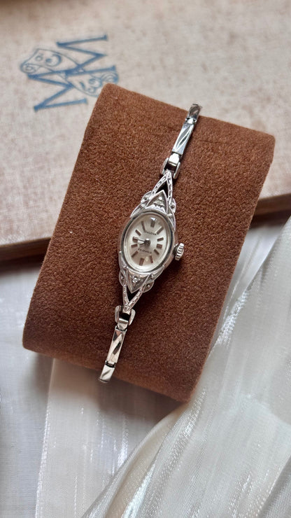 Super Rare 1960s Bulova vintage watch - 10k Rolled Gold Plate