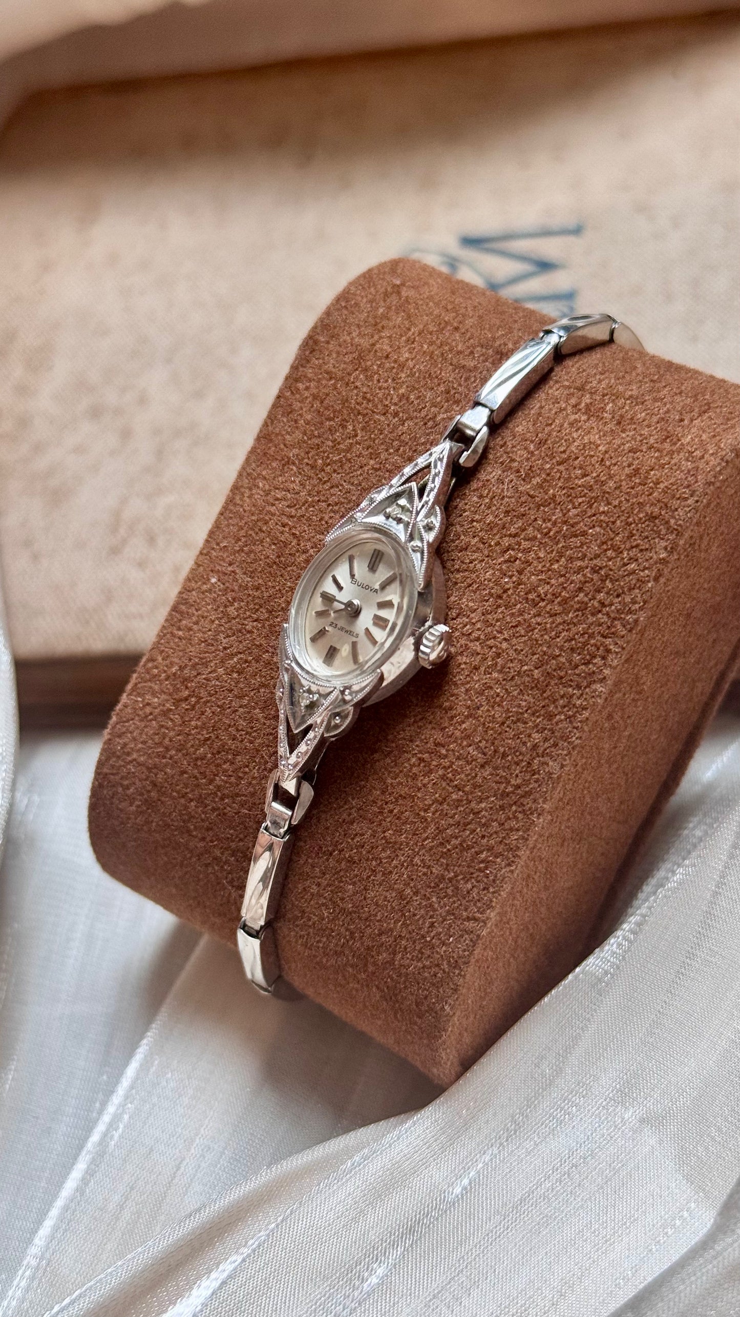 Super Rare 1960s Bulova vintage watch - 10k Rolled Gold Plate