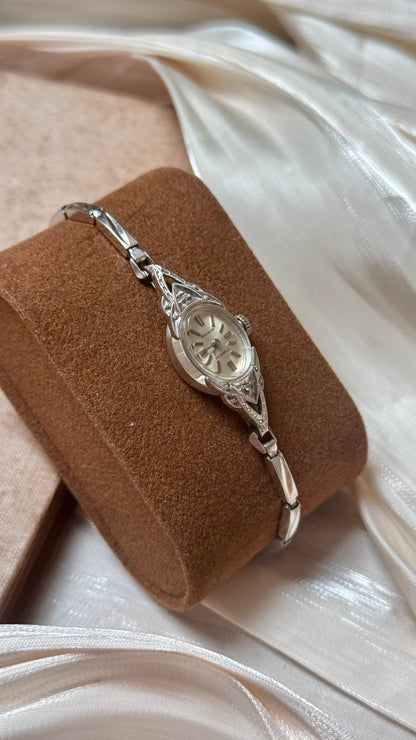 Super Rare 1960s Bulova vintage watch - 10k Rolled Gold Plate