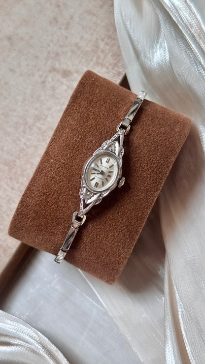 Super Rare 1960s Bulova vintage watch - 10k Rolled Gold Plate