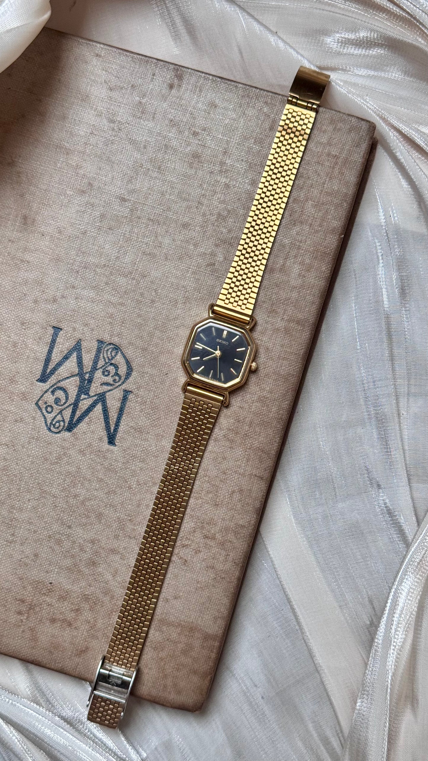 Vintage Seiko Watch 1990s