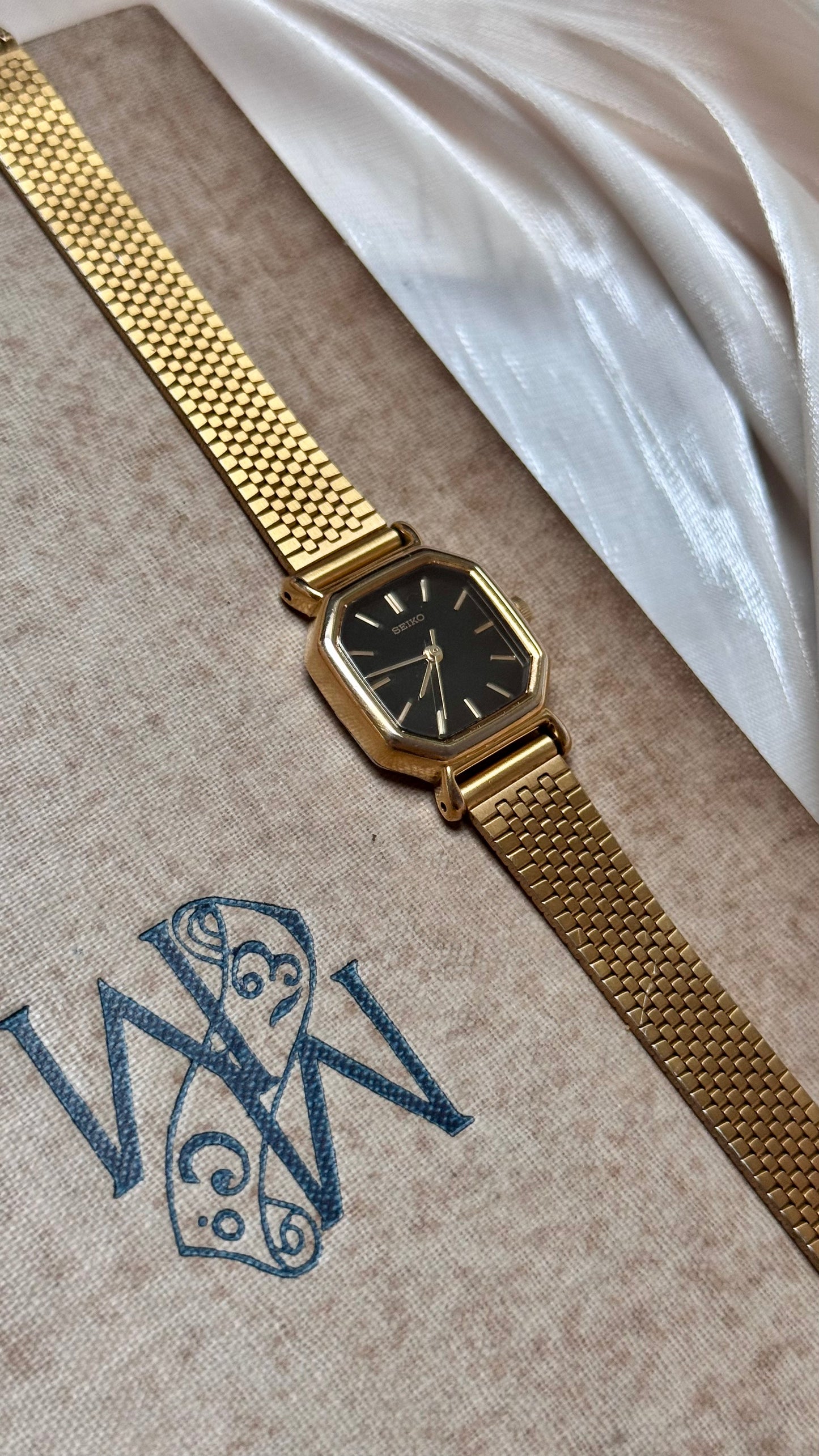 Vintage Seiko Watch 1990s
