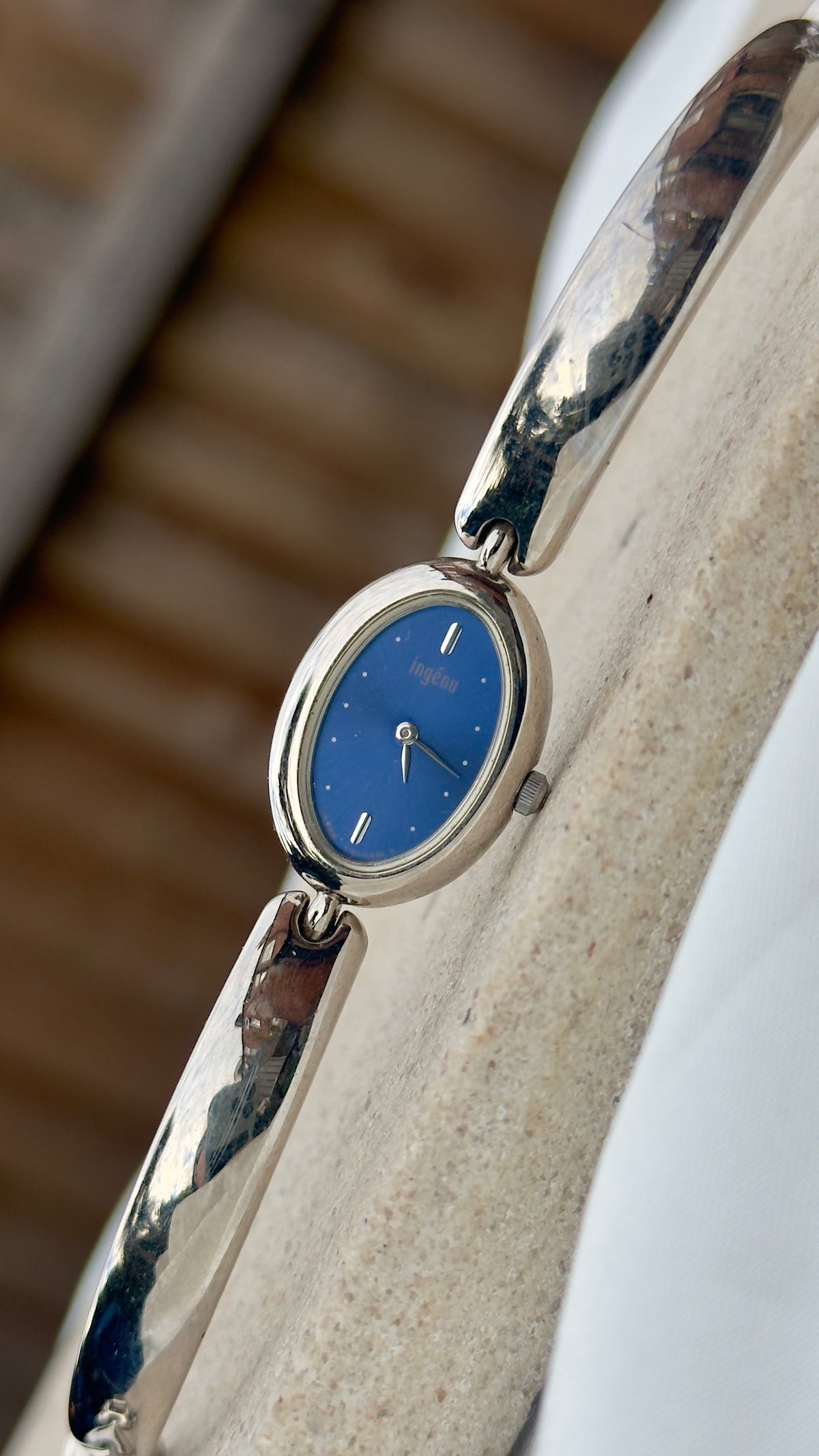 Seiko Alba Vintage Watch 1995 - Oval face, blue dial