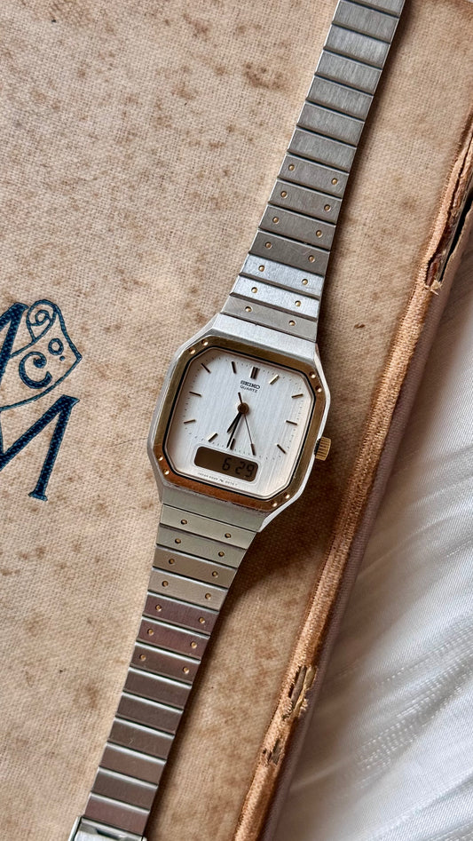 Classic Seiko Dual Time Vintage Watch 1980s