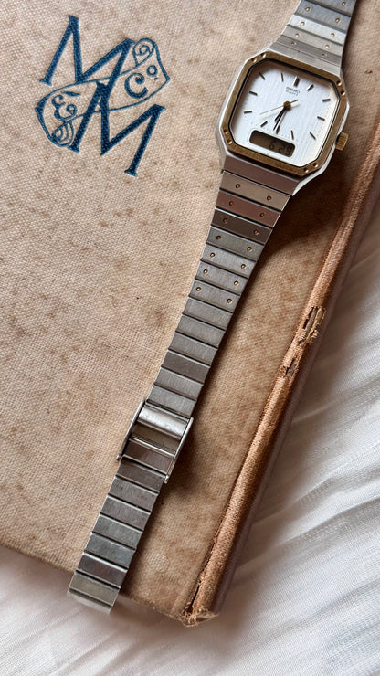 Classic Seiko Dual Time Vintage Watch 1980s