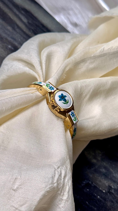 Clovat Peekaboo vintage watch