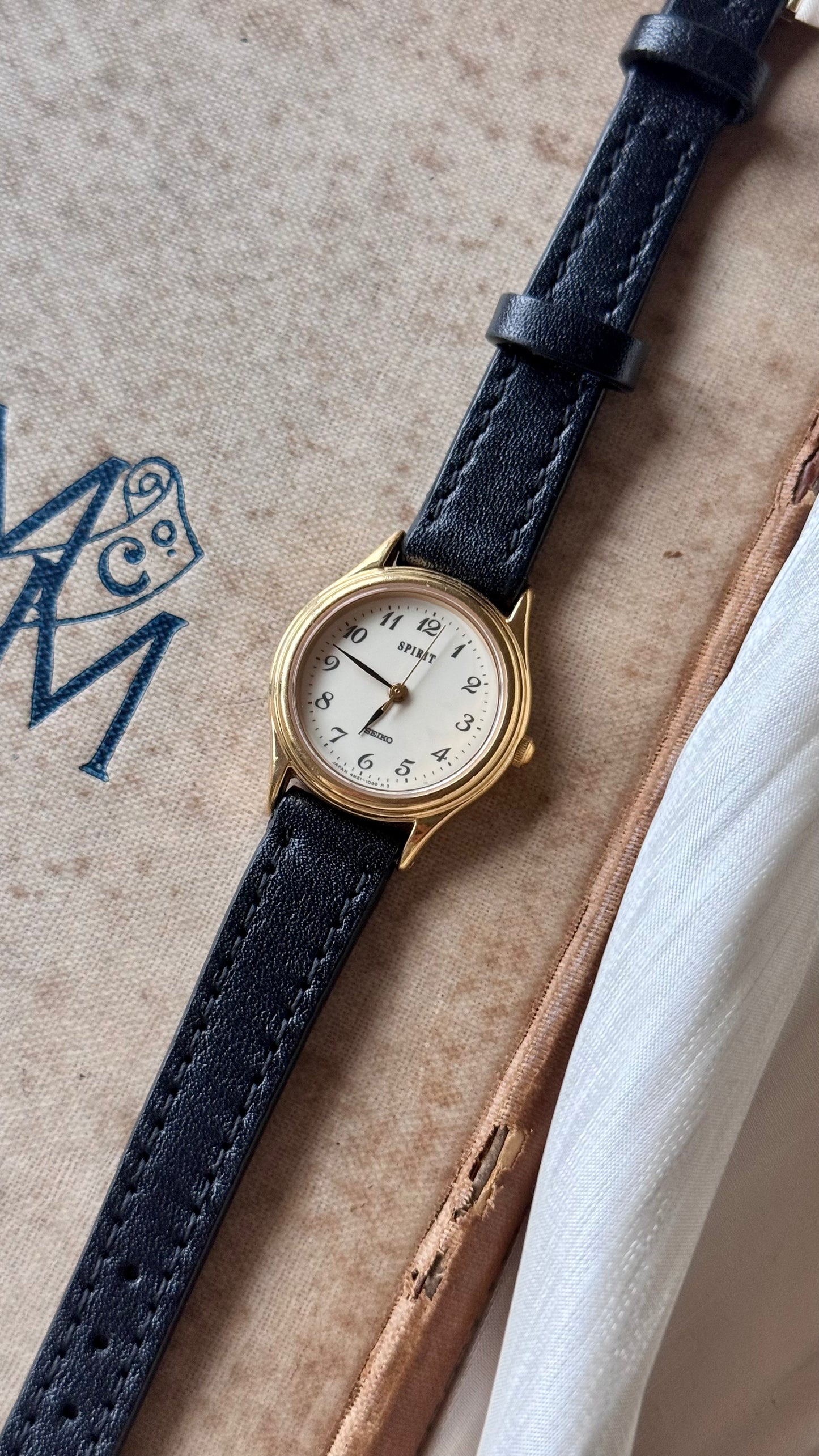 Vintage Watch Collection by Seiko & Citizen - Leather edition
