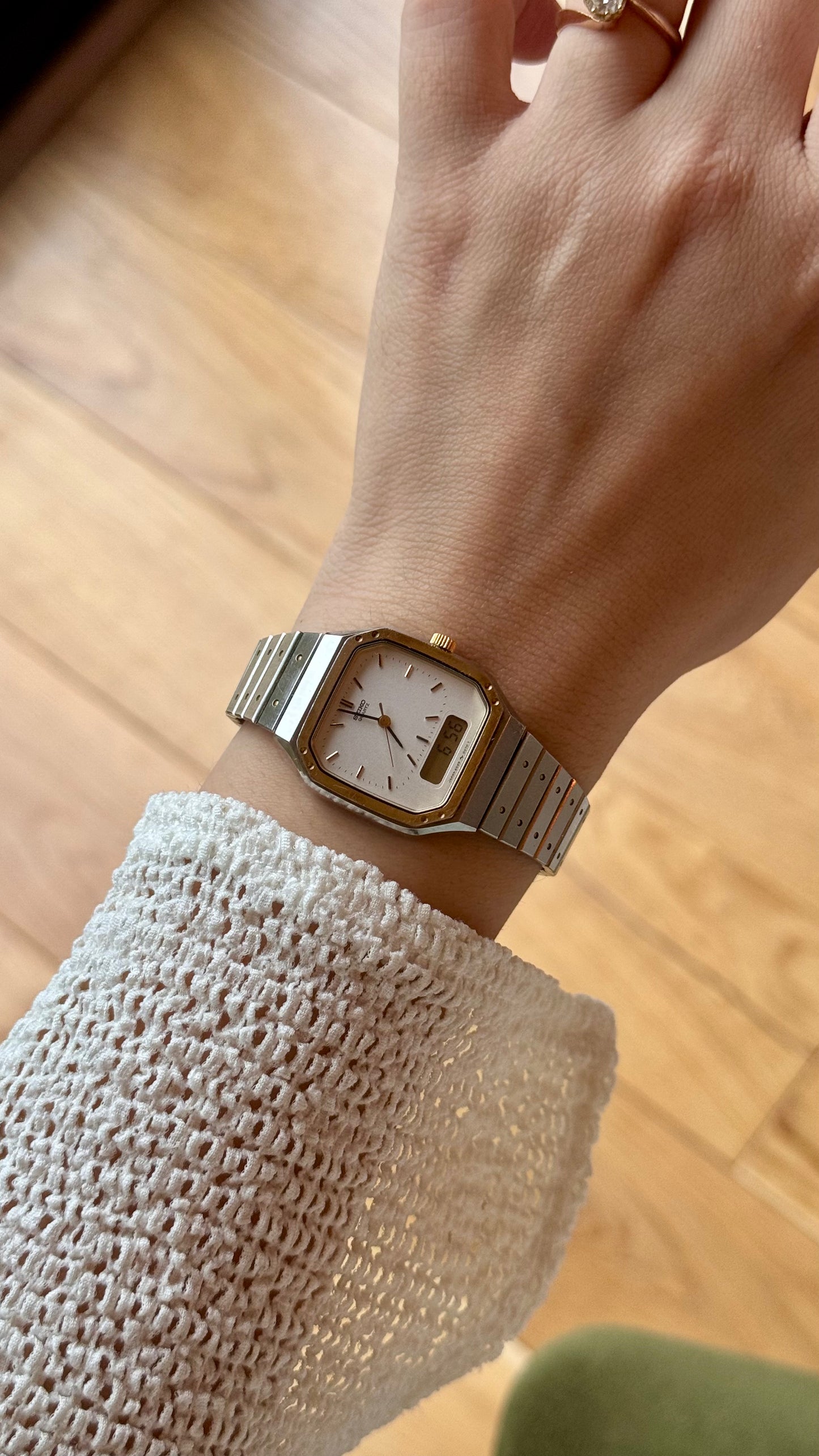 Classic Seiko Dual Time Vintage Watch 1980s