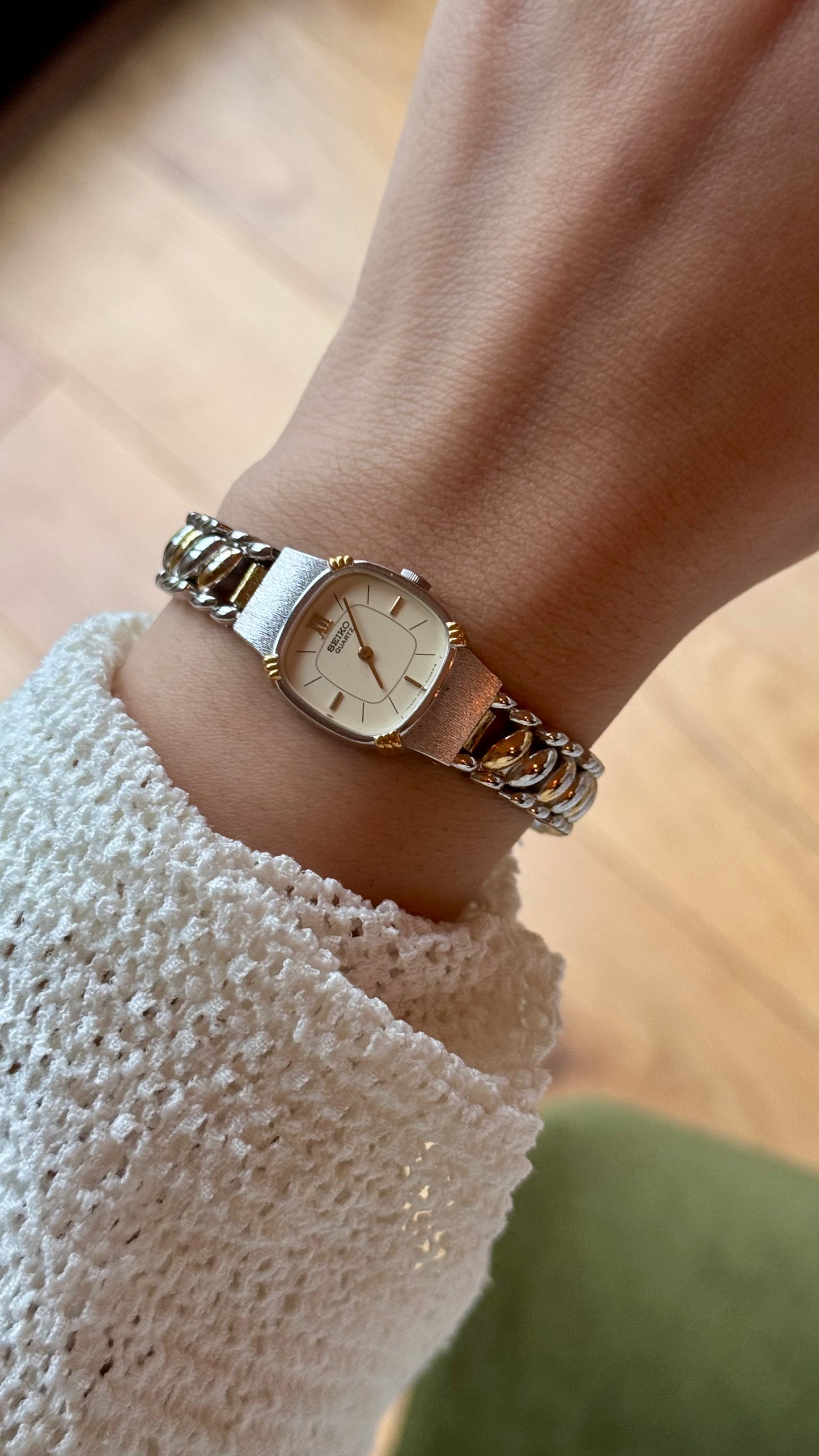 Vintage Seiko Watch 1981 - Palladium and gold plated