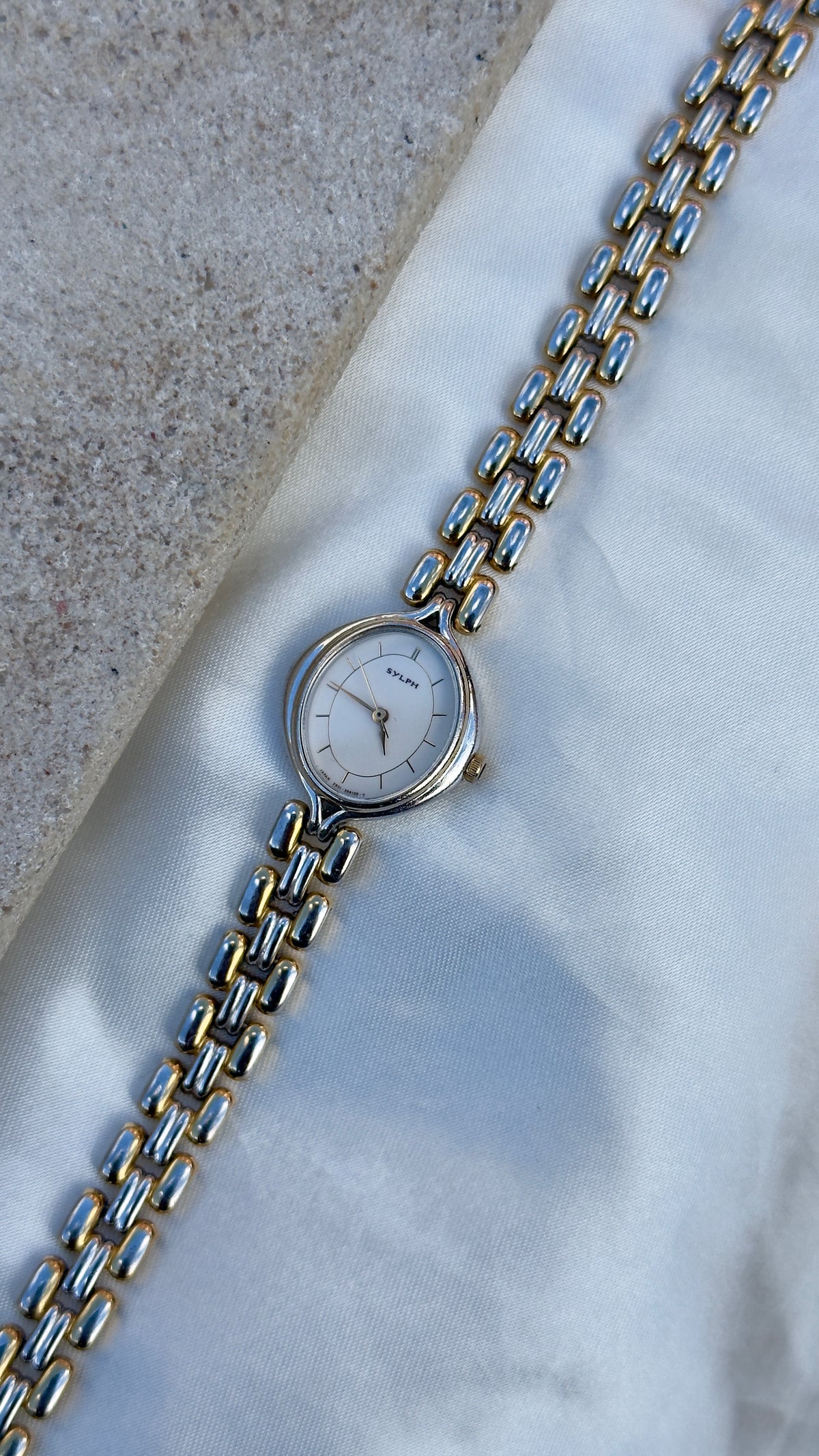 1997 Vintage Citizen Sylph Watch - Oval Face