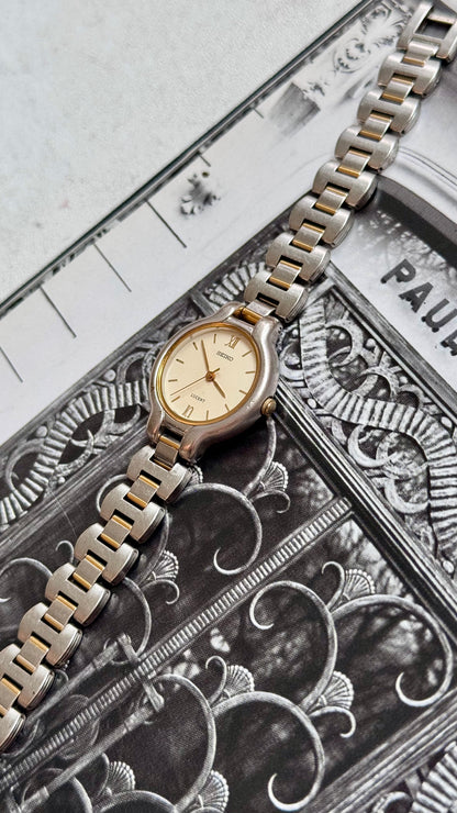 Seiko Lucent vintage watch 1993