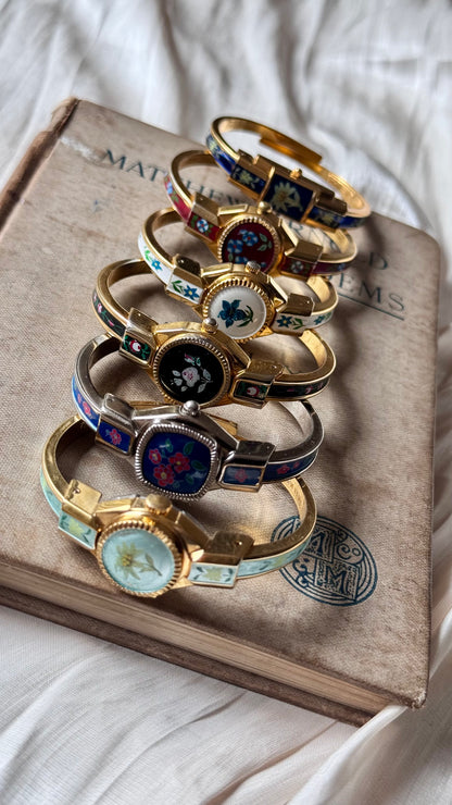 Peekaboo vintage watch collection