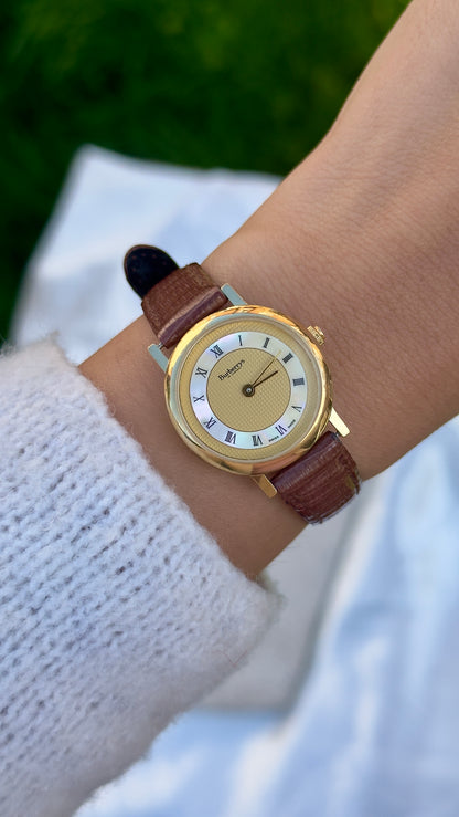 Vintage Burberrys Watch 6000L