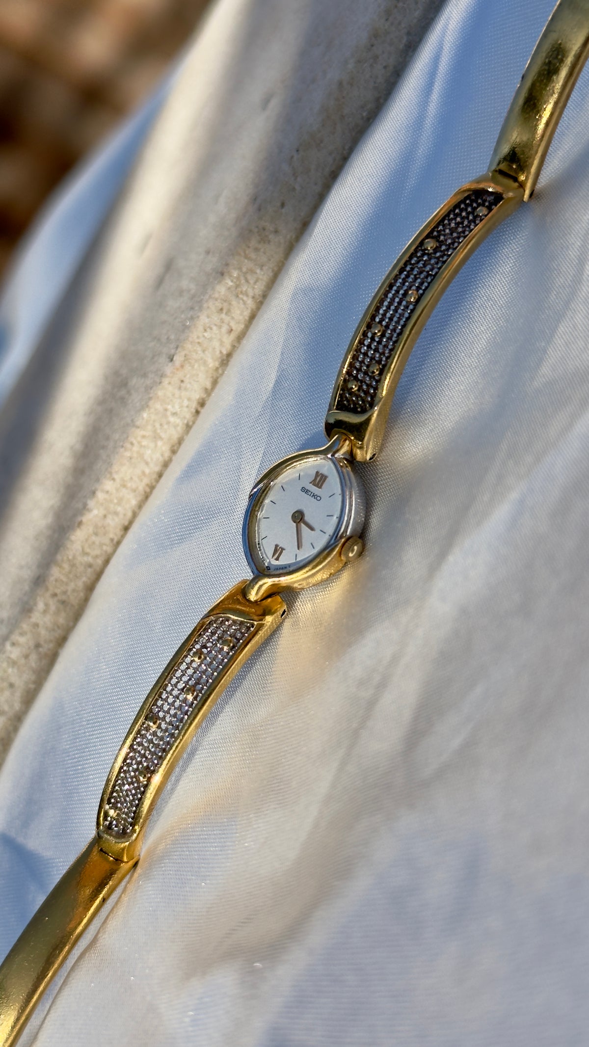 1997 Seiko vintage watch - open bangle