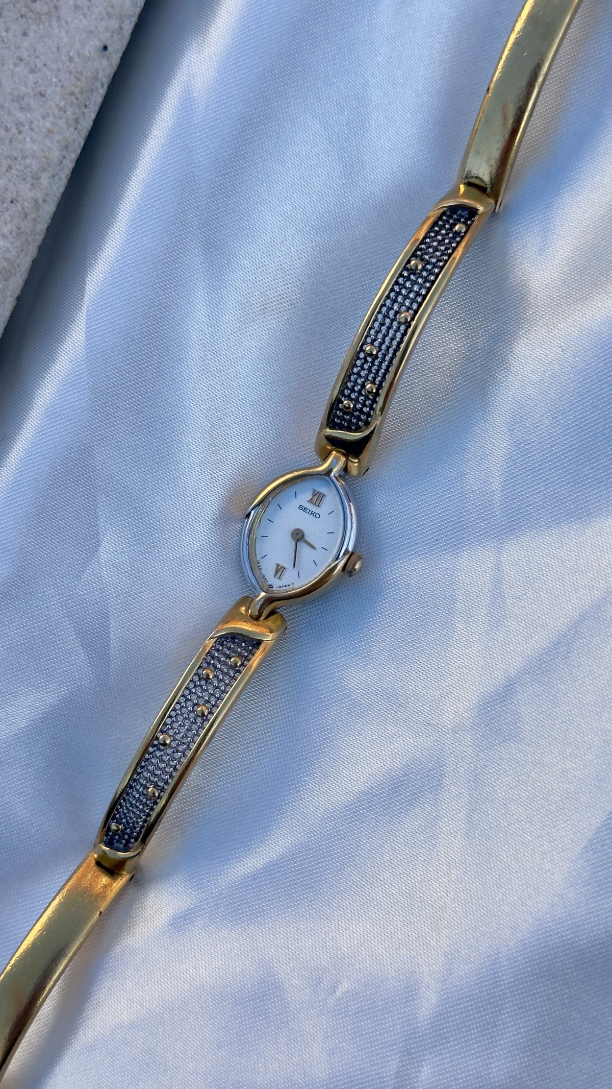 1997 Seiko vintage watch - open bangle