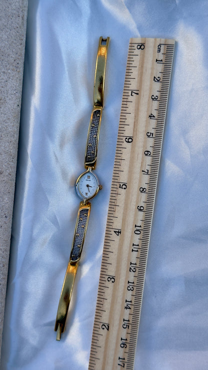 1997 Seiko vintage watch - open bangle