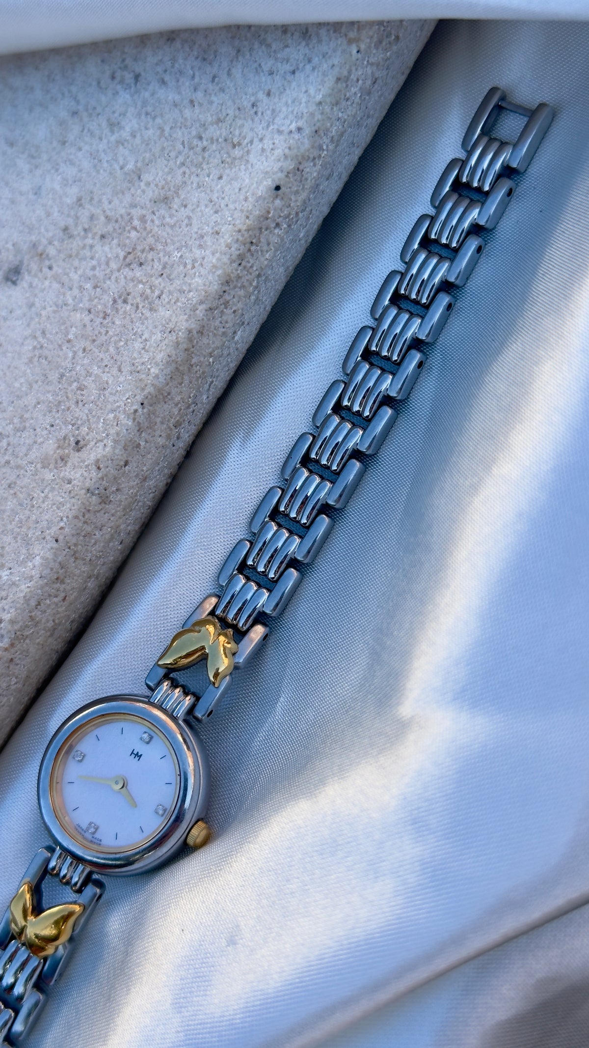Hanae Mori vintage watch - Butterfly bracelet, pearl dial