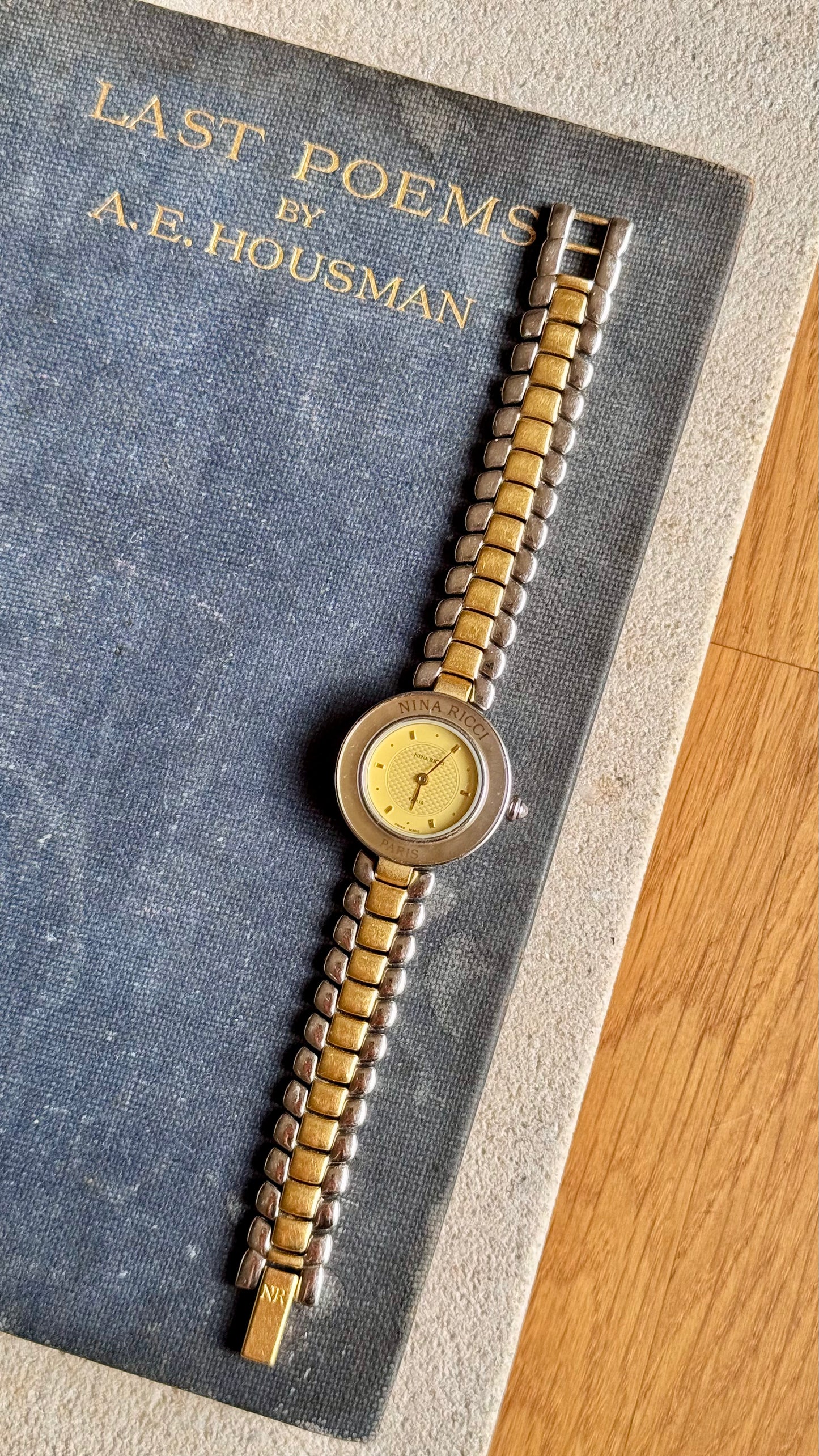 Nina Ricci vintage watch