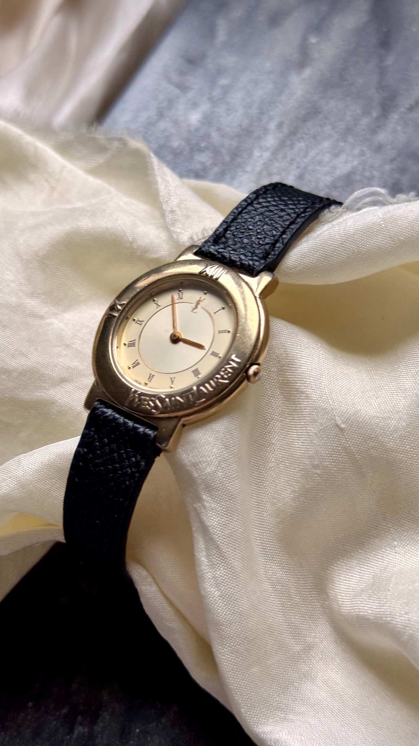 Yves Saint Laurent vintage watch (YSL) 1990s - Bespoke genuine leather