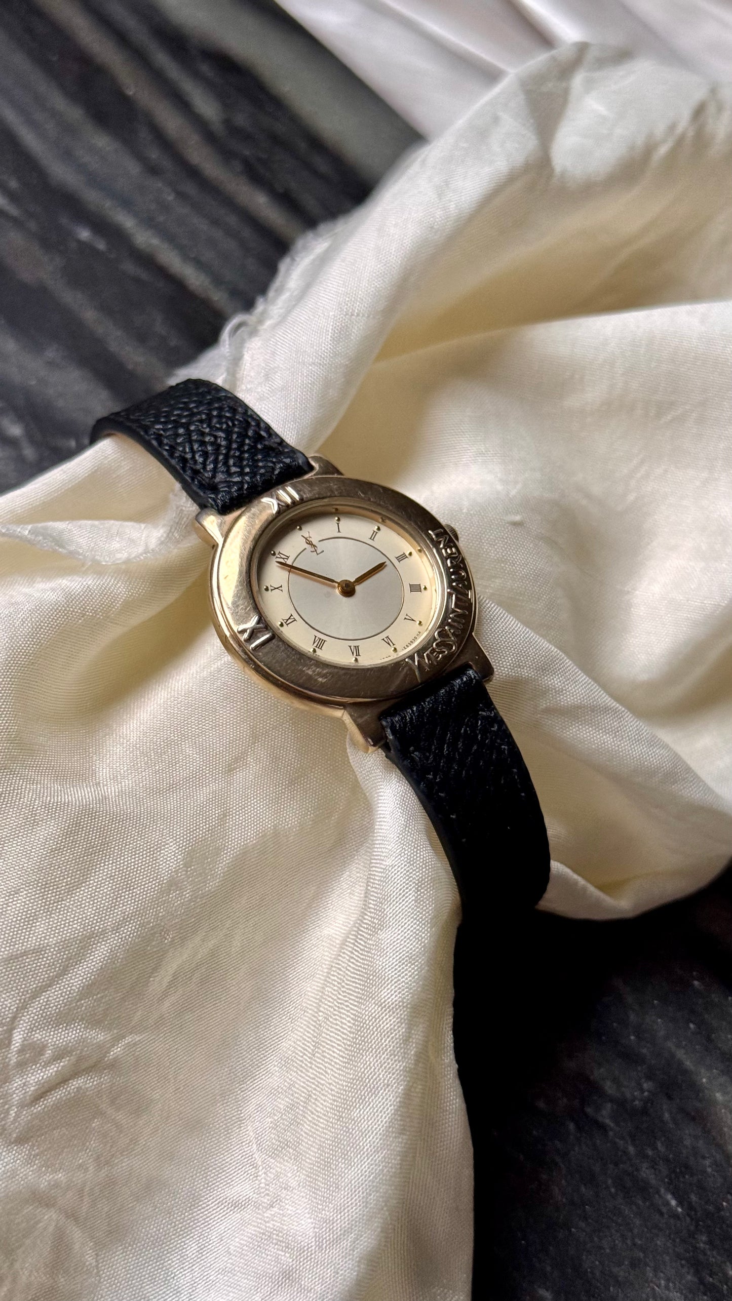 Yves Saint Laurent vintage watch (YSL) 1990s - Bespoke genuine leather