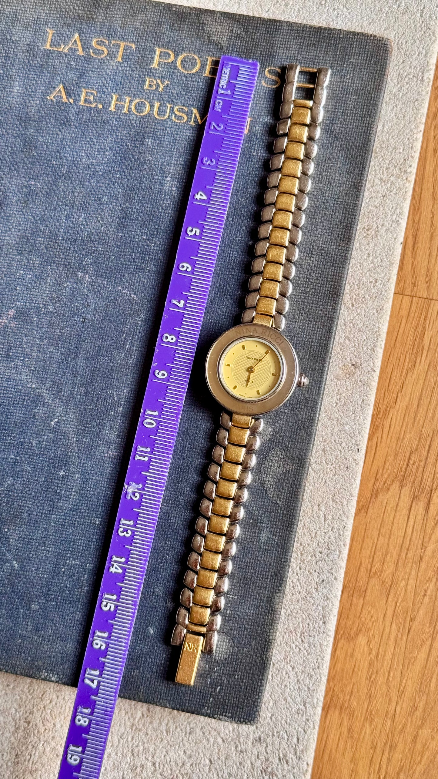 Nina Ricci vintage watch