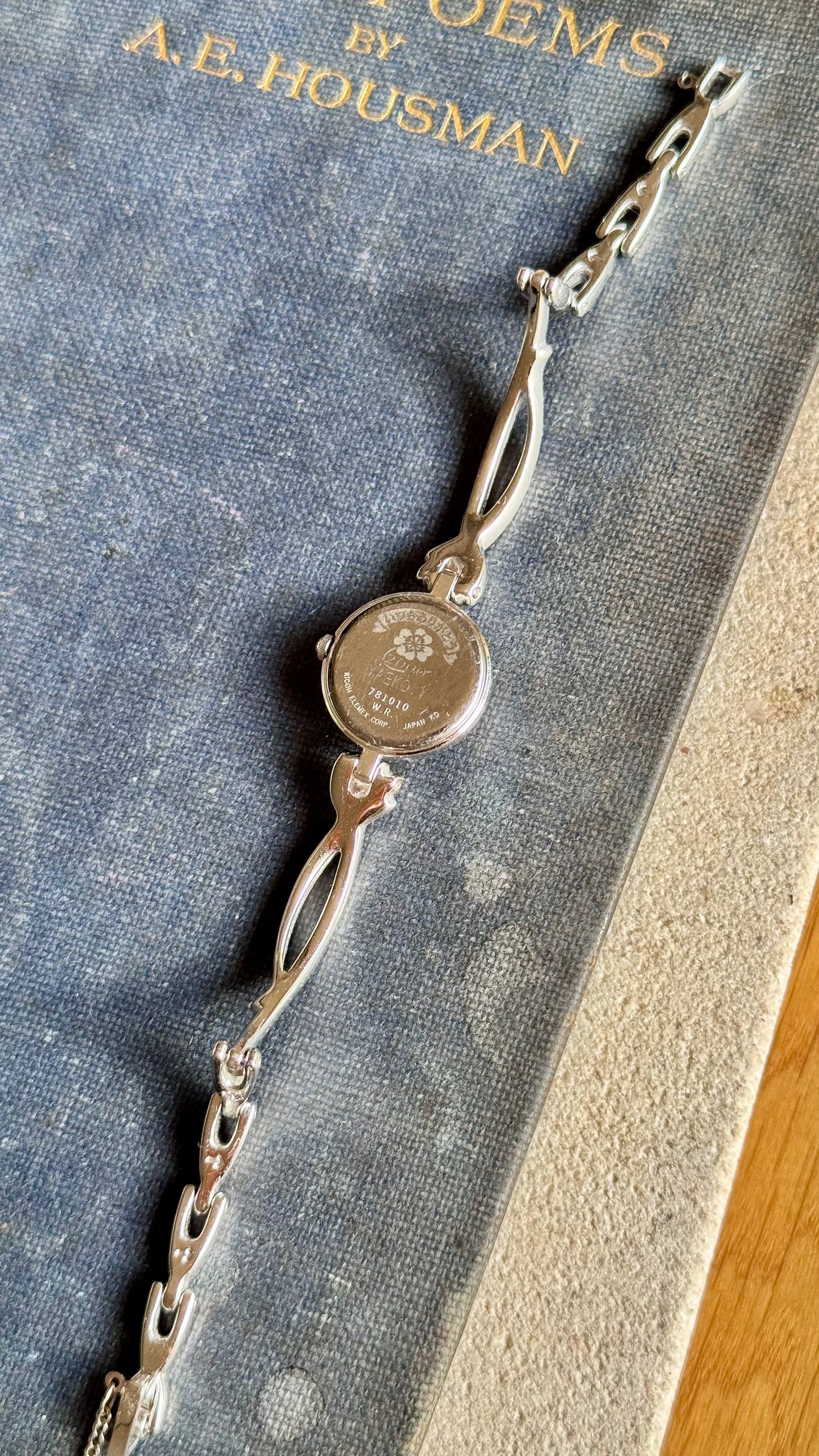 Monpérier - Ricoh Vintage Watch 1990s