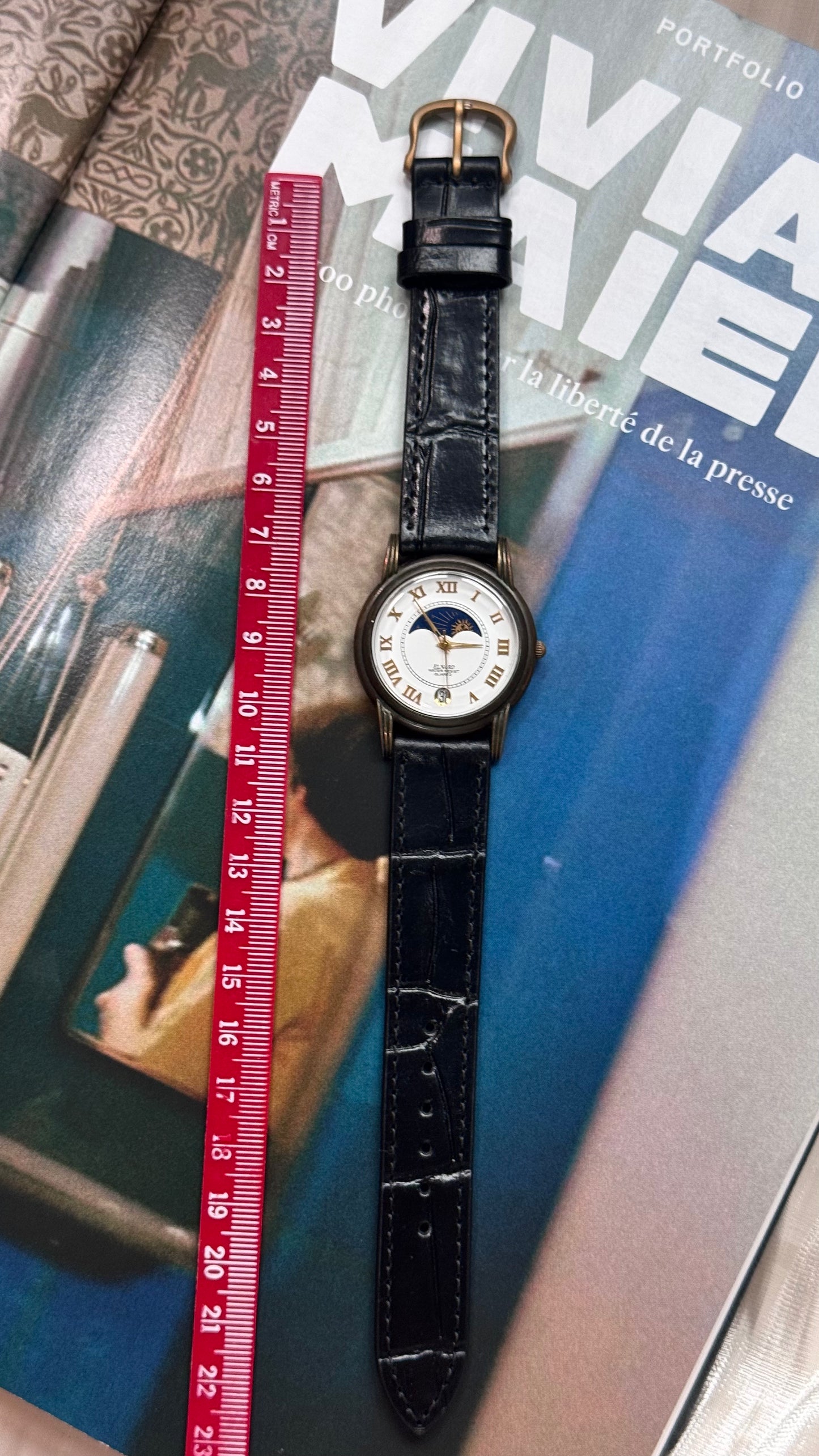 Elnard vintage watch - Moon calendar