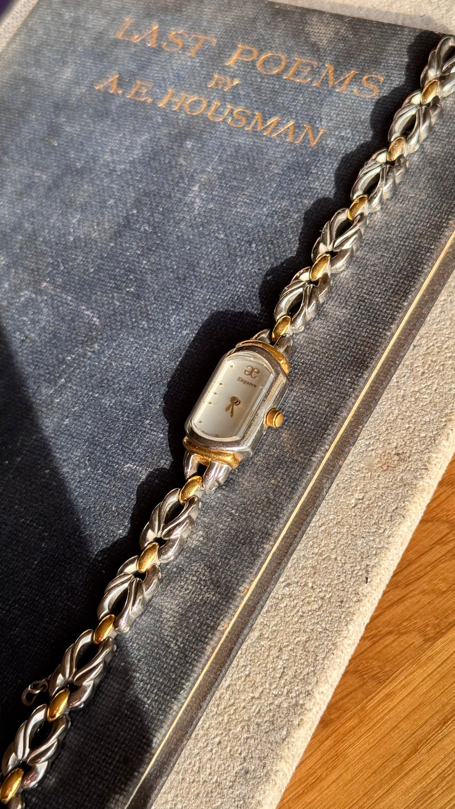 Super rare 1995 Vintage Citizen Elégance Watch