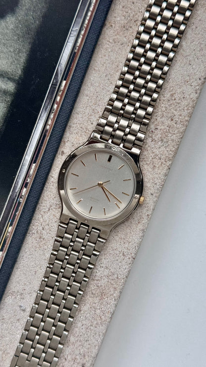 Ricoh vintage watch