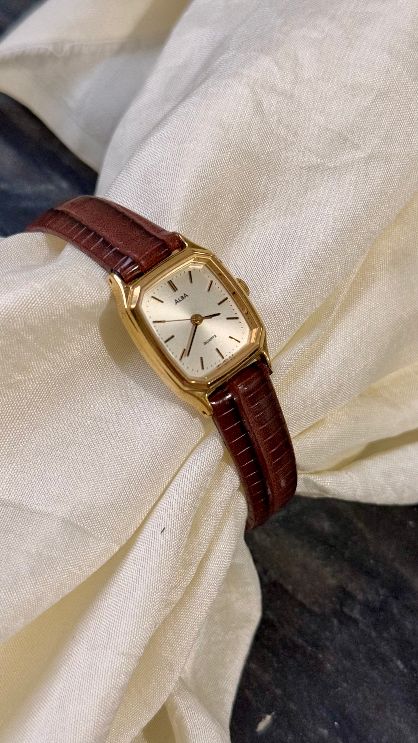 Seiko Alba vintage watch 1990