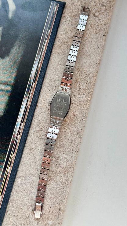 Super rare Technos vintage watch -  Manual Wind